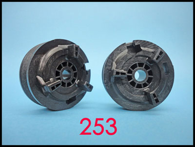 253