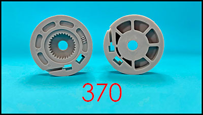 370